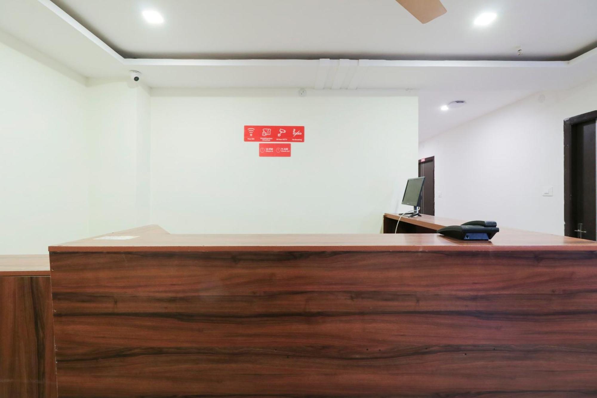 Hotel O Akshaya Elite Vijayawada Bagian luar foto
