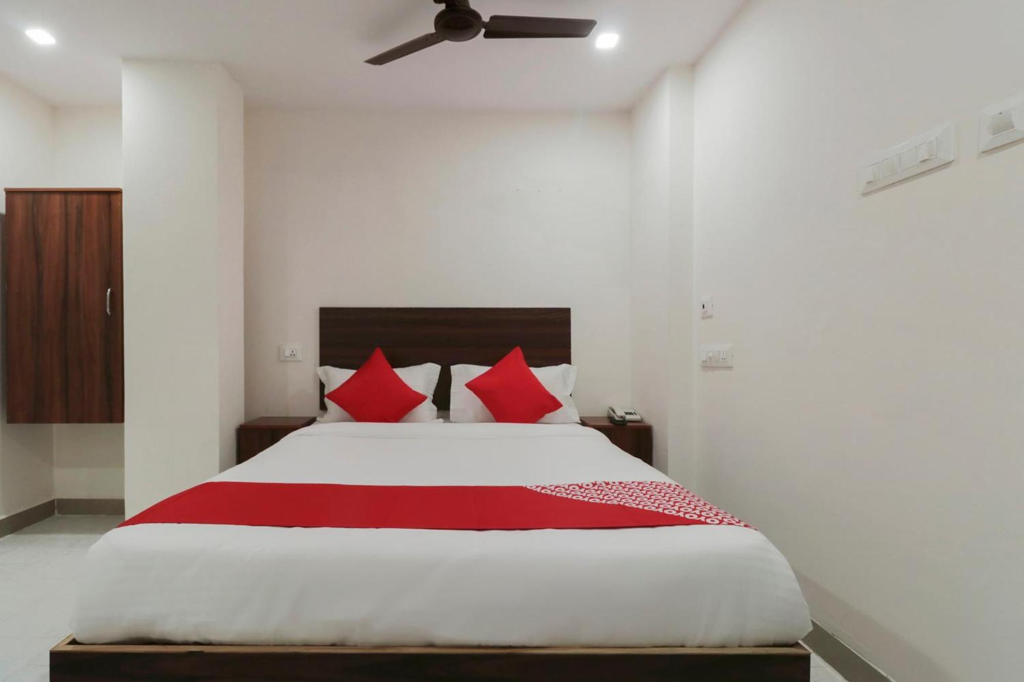 Hotel O Akshaya Elite Vijayawada Bagian luar foto