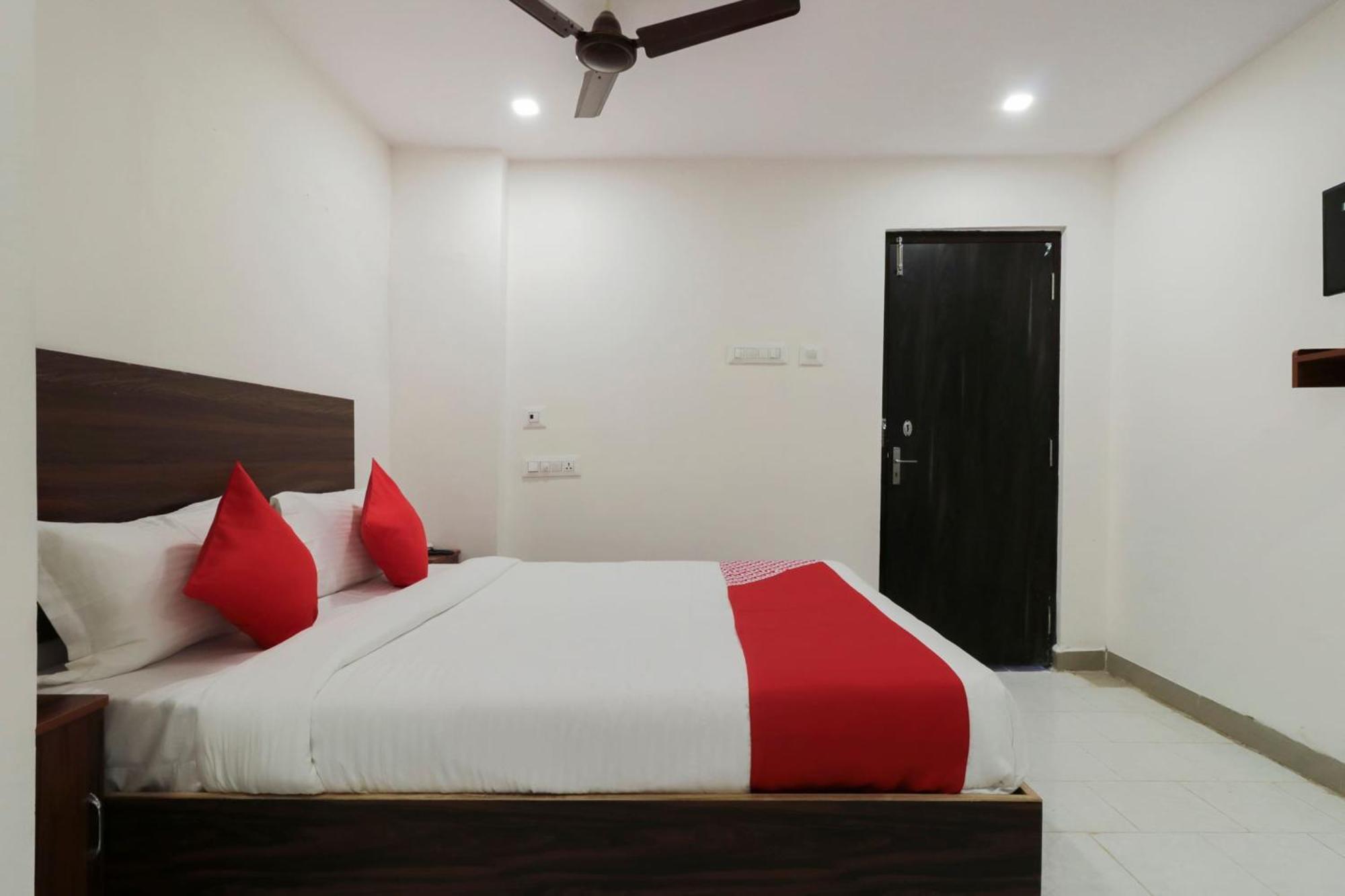 Hotel O Akshaya Elite Vijayawada Bagian luar foto